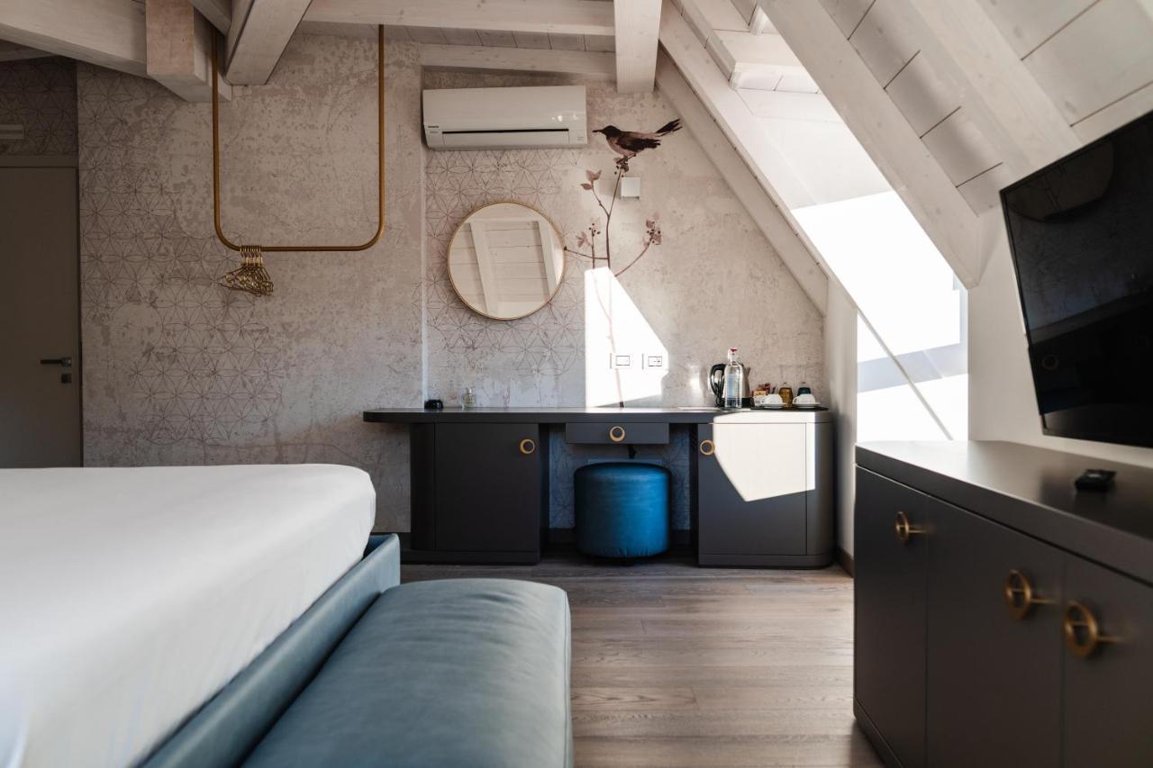 Luxury Suites Rocopom - Lake Front Malgrate Luaran gambar
